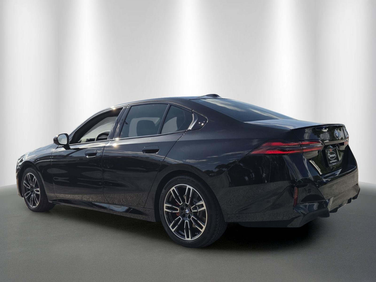 New 2027 BMW 530i w/ M Sport Package RWD image 5