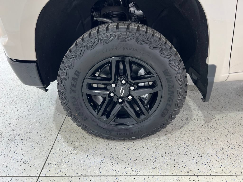 Used 2026 Chevrolet Silverado 1500 Custom Trail Boss AWD/4WD image 28