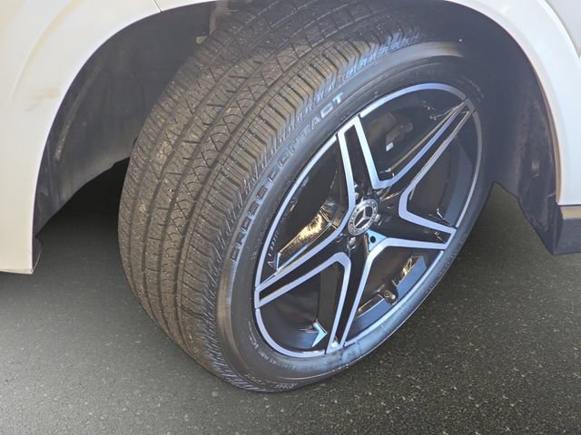 Used 2024 Mercedes-Benz GLS 450 4MATIC image 35