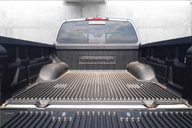 New 2026 Nissan Frontier SV w/ Tow Package RWD image 7