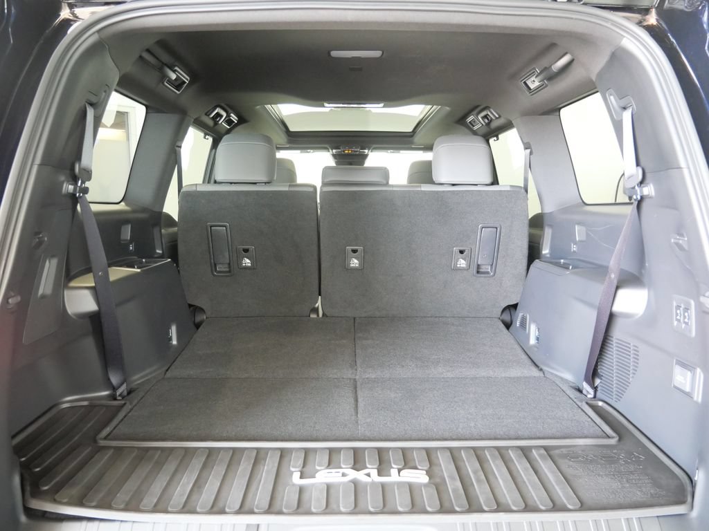 Certified 2026 Lexus GX 550 w/ Accessory Package (2T) AWD/4WD image 33