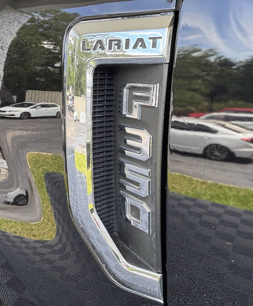 Used 2017 Ford F350 Lariat w/ Lariat Ultimate Package AWD/4WD image 4