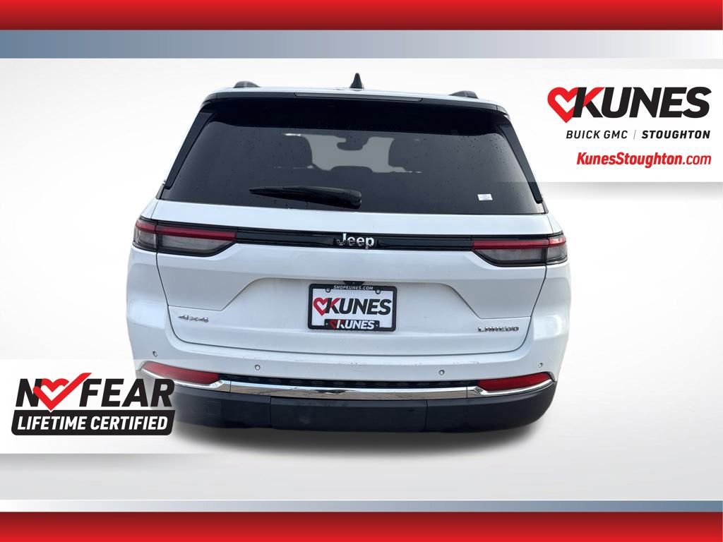 Used 2024 Jeep Grand Cherokee Laredo image 10