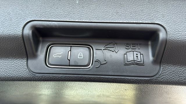 Used 2023 Ford Explorer XLT w/ Equipment Group 202A image 30