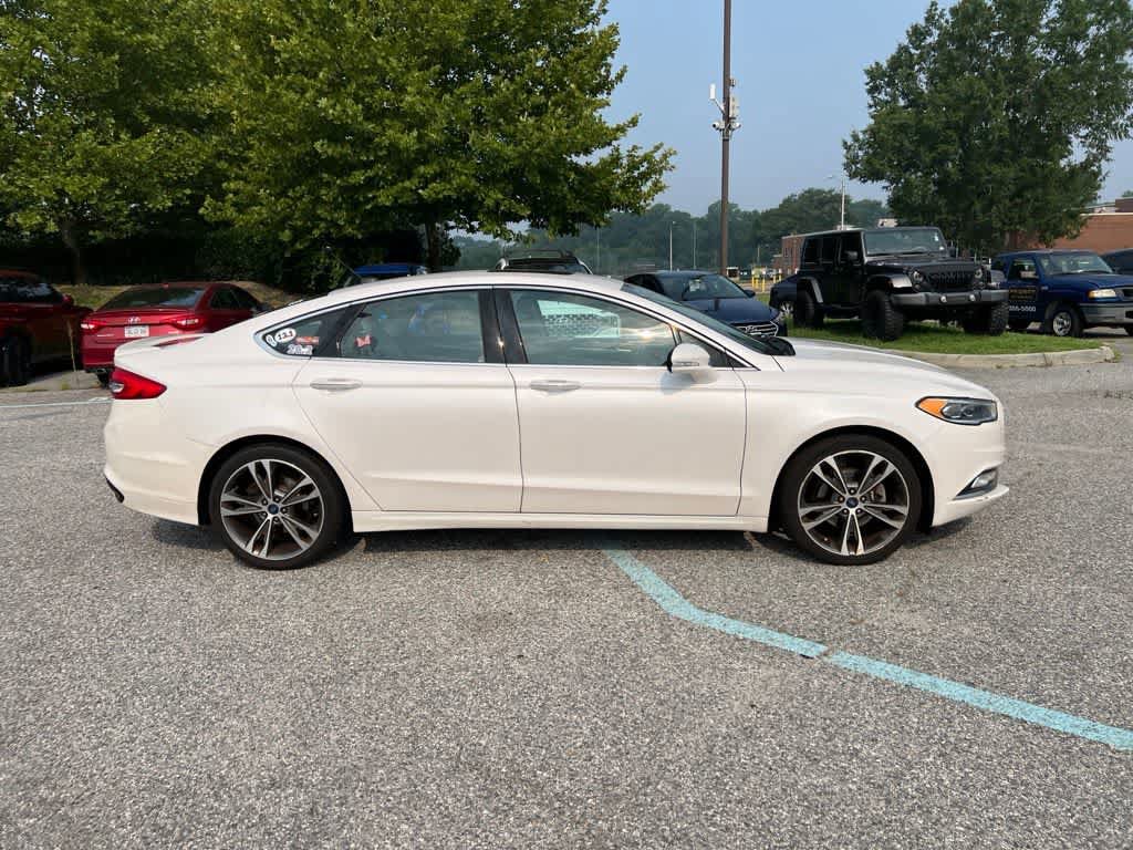 Used 2017 Ford Fusion Titanium FWD image 5
