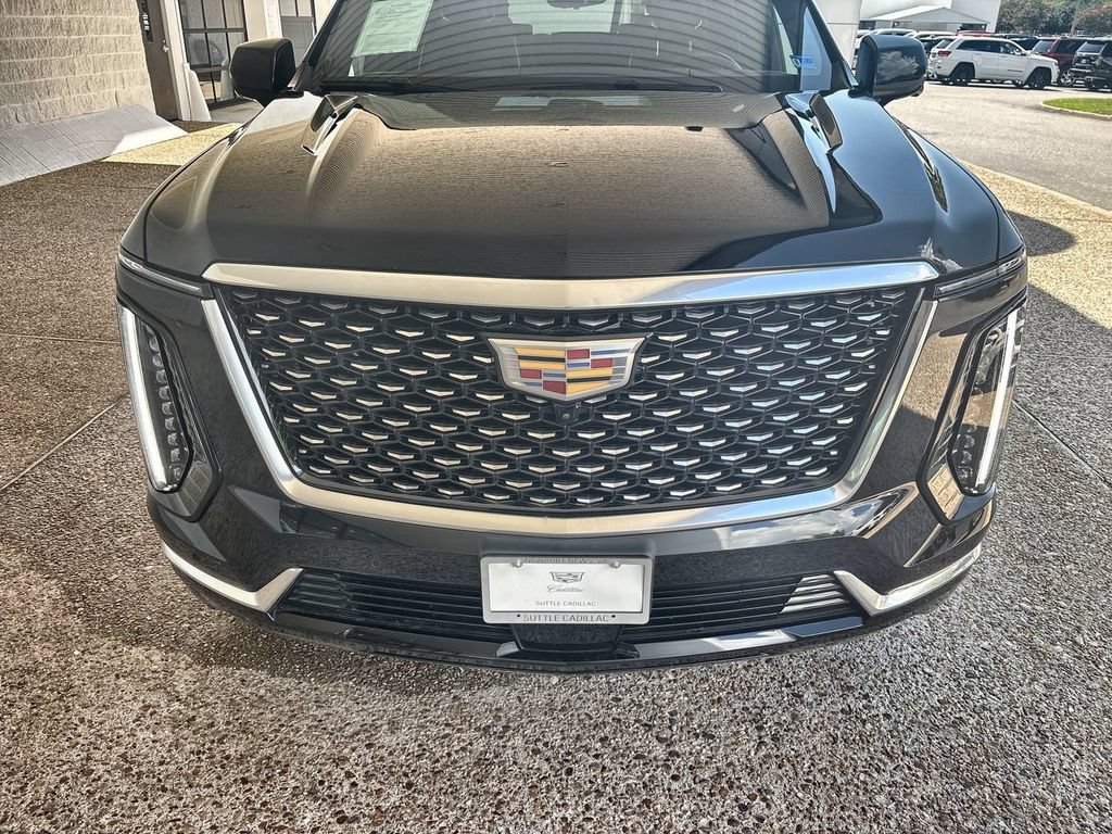 Certified 2025 Cadillac Escalade Premium Luxury AWD/4WD image 32