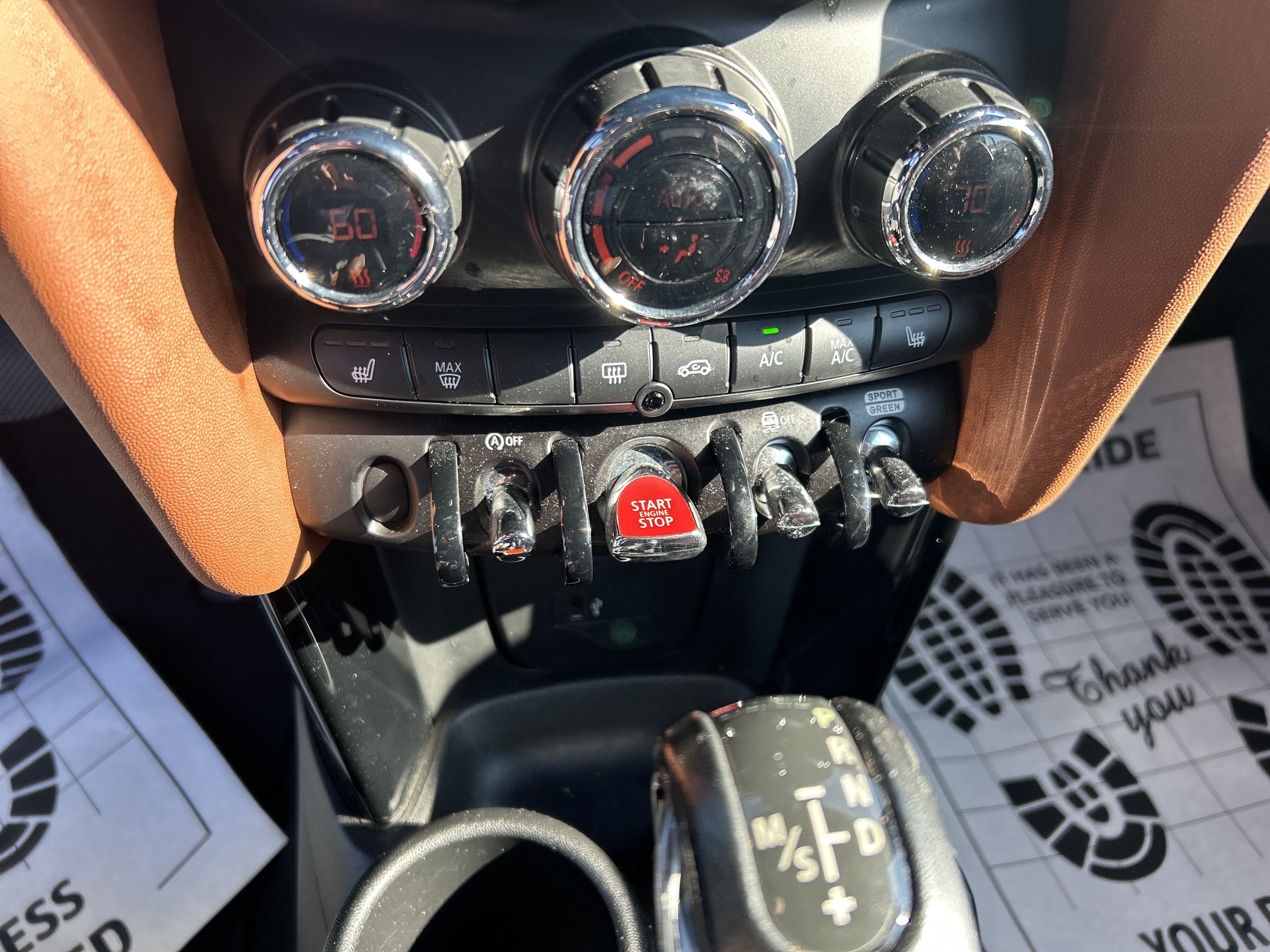 Used 2019 MINI Cooper S w/ Signature Upholstery Package FWD image 25