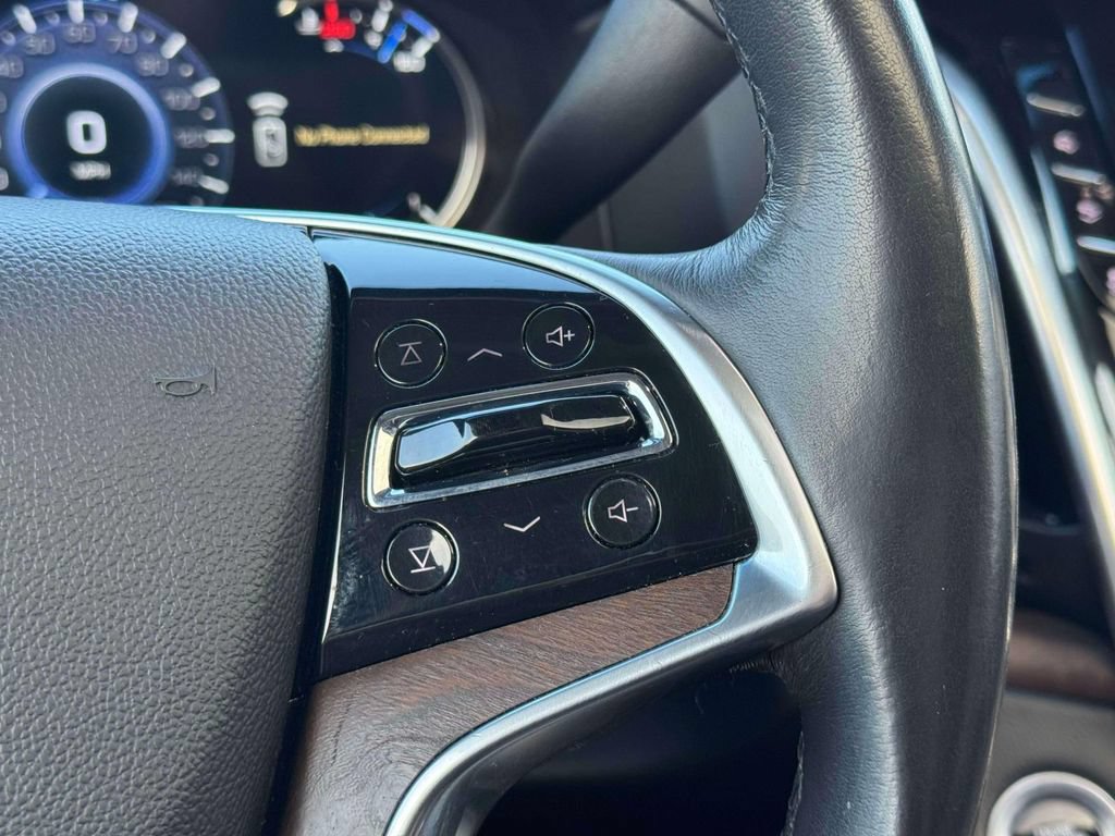 Used 2018 Cadillac Escalade Premium Luxury AWD/4WD image 26