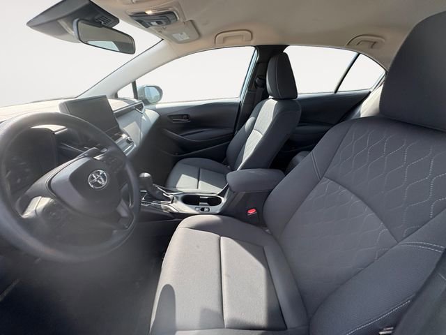 Used 2025 Toyota Corolla LE FWD image 9