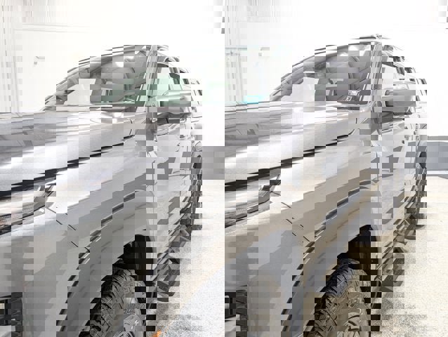 Used 2022 Nissan Frontier PRO-4X w/ Pro-4X Premium Package image 7