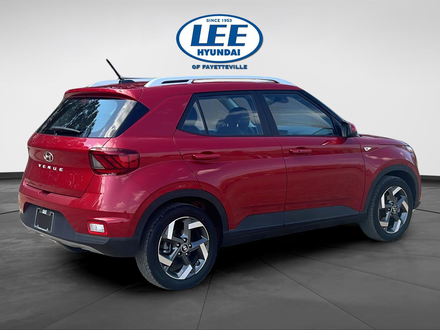 Certified 2023 Hyundai Venue Limited w/ Cargo Package image 7