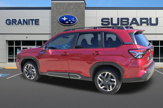 Used 2025 Subaru Forester Limited AWD/4WD image 11