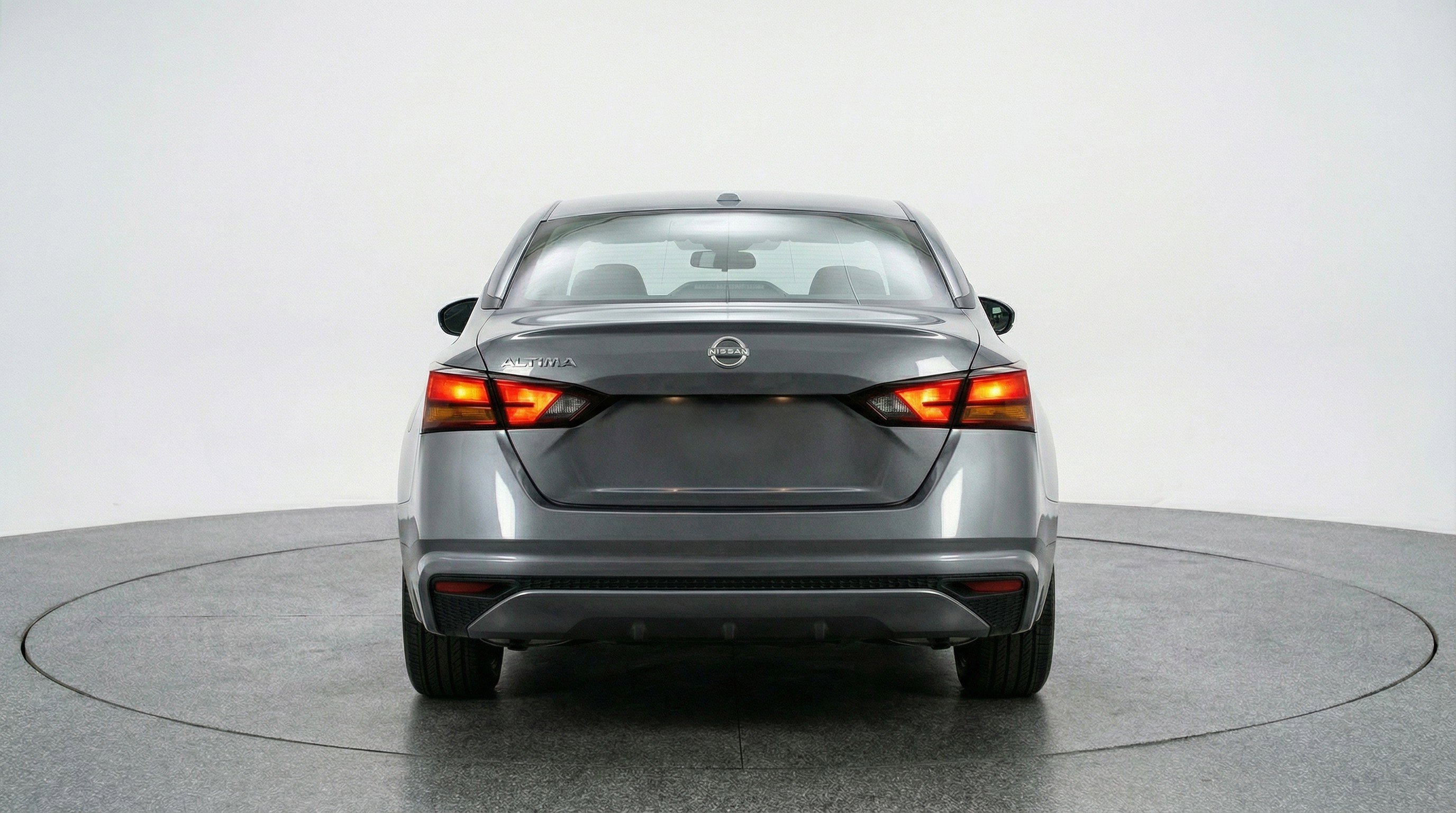 Used 2025 Nissan Altima 2.5 SV image 7