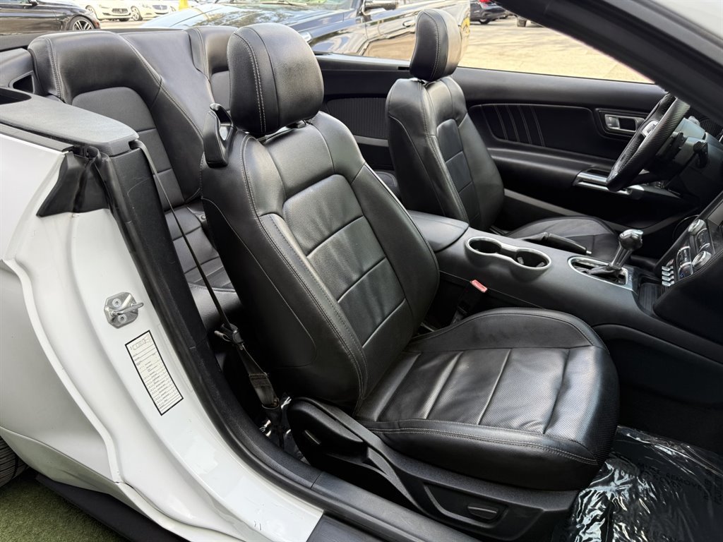 Used 2021 Ford Mustang Premium RWD image 17