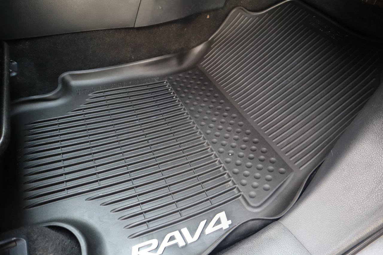 Used 2019 Toyota RAV4 LE w/ All Weather Liner Package AWD/4WD image 38