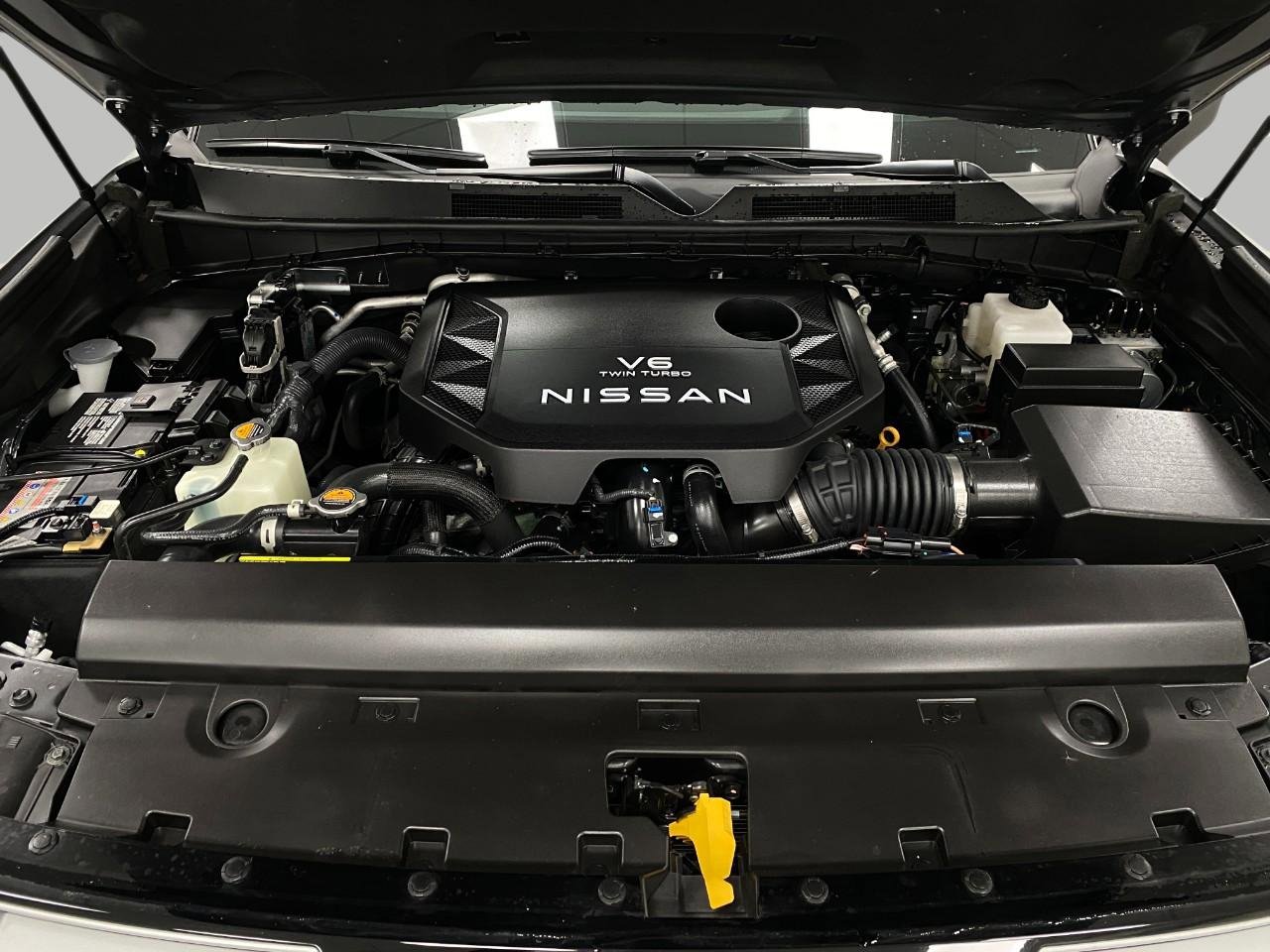 Used 2025 Nissan Armada PRO-4X image 12