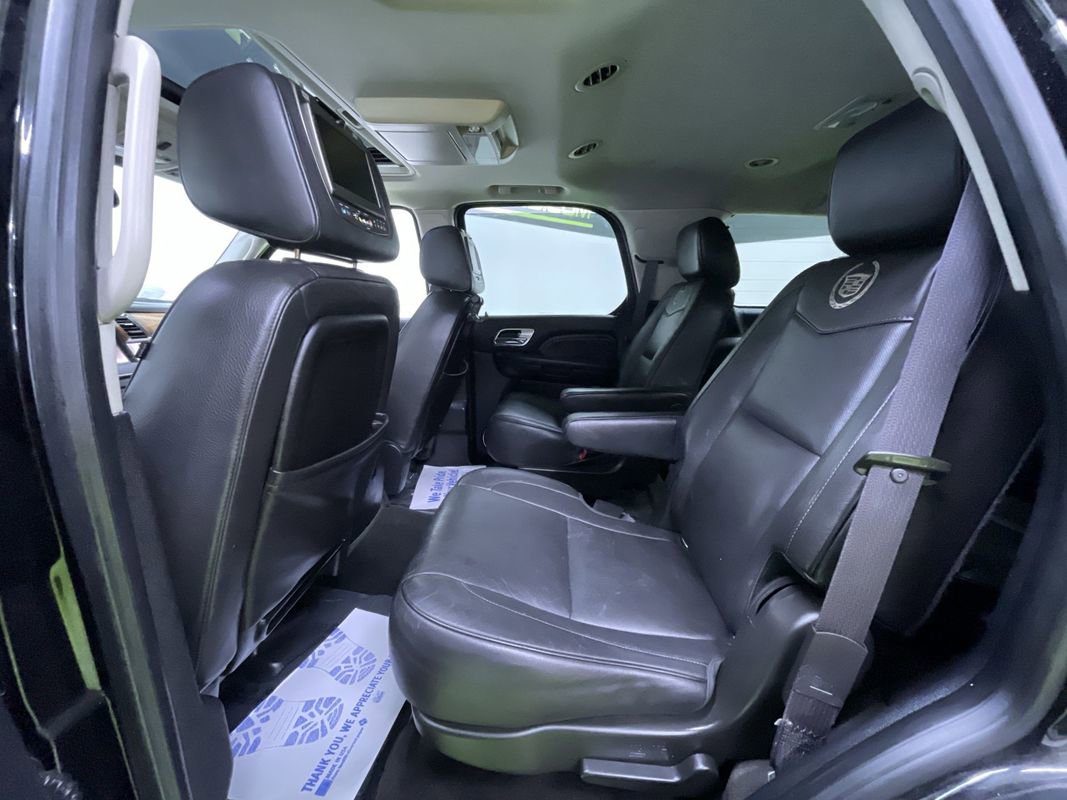Used 2013 Cadillac Escalade Platinum image 28