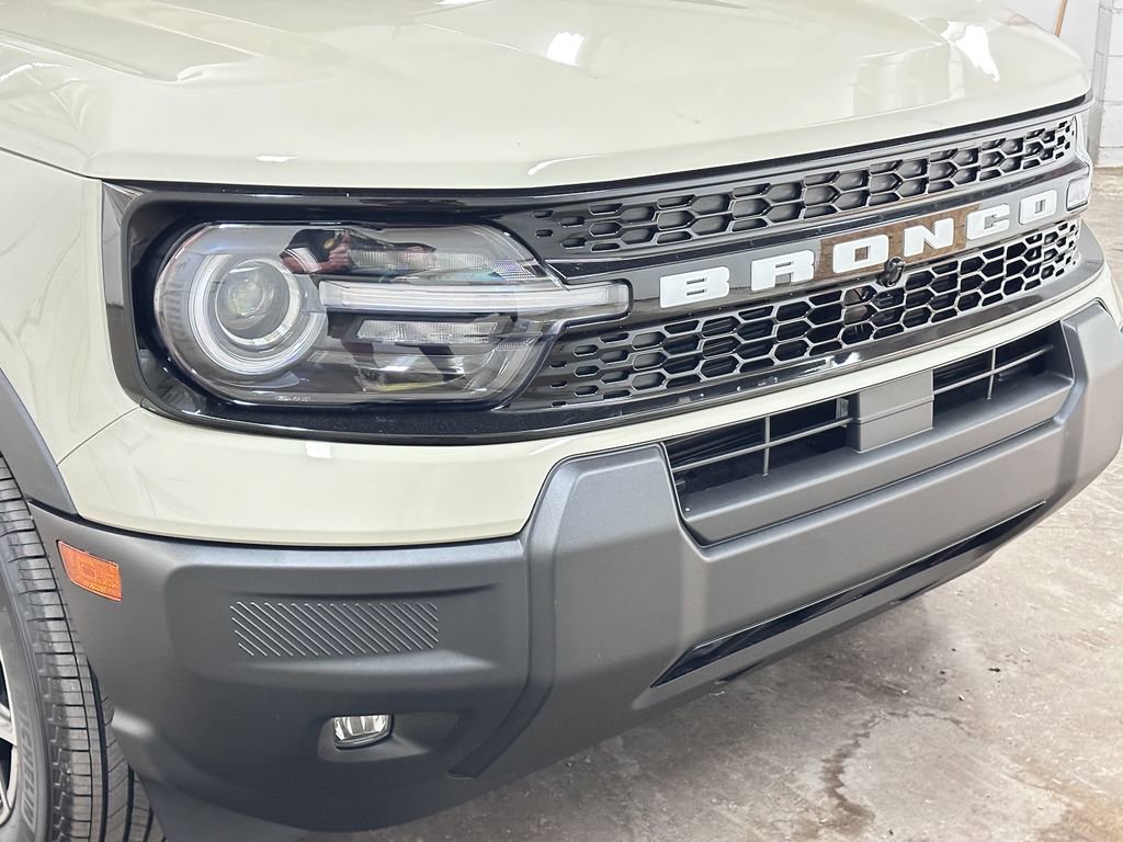 New 2025 Ford Bronco Sport Outer Banks image 12