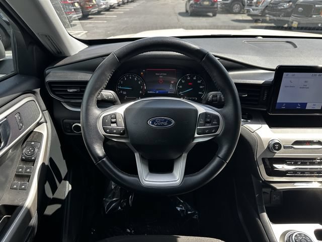 Certified 2024 Ford Explorer XLT AWD/4WD image 14