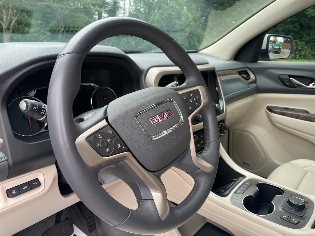 Used 2021 GMC Acadia Denali w/ Denali Ultimate Package AWD/4WD image 25