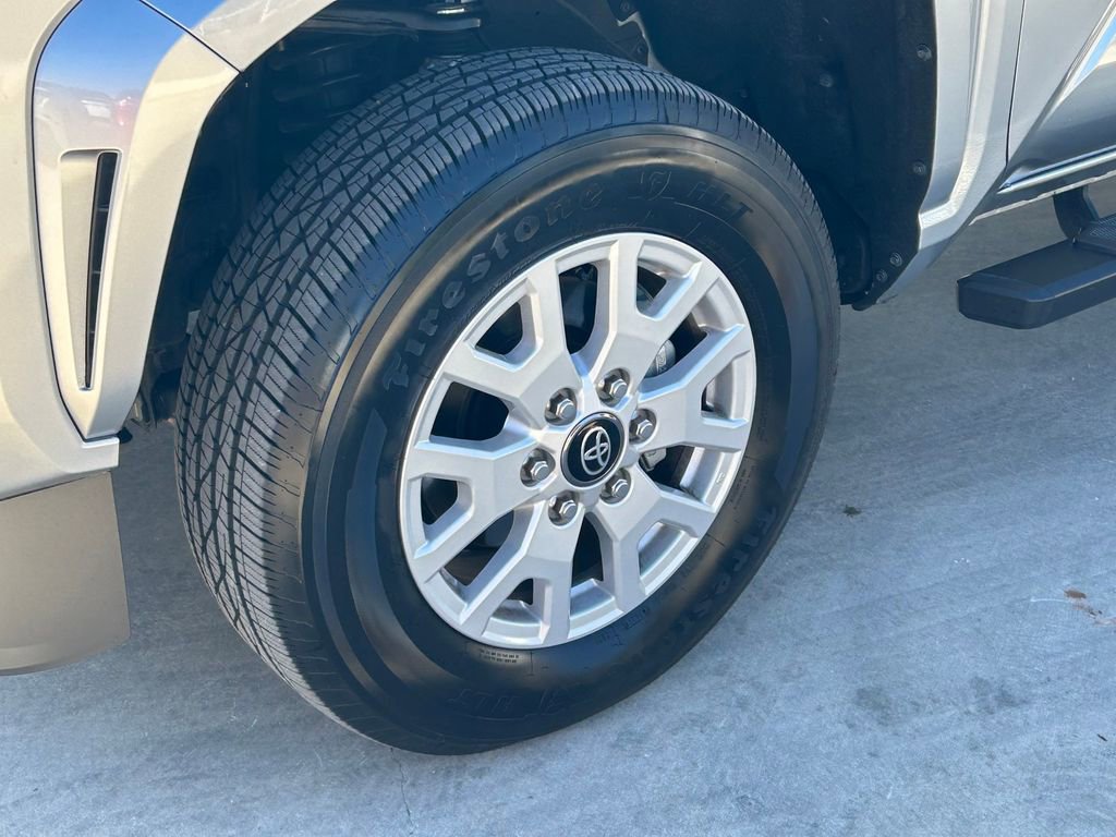 Certified 2025 Toyota Tacoma SR5 image 9