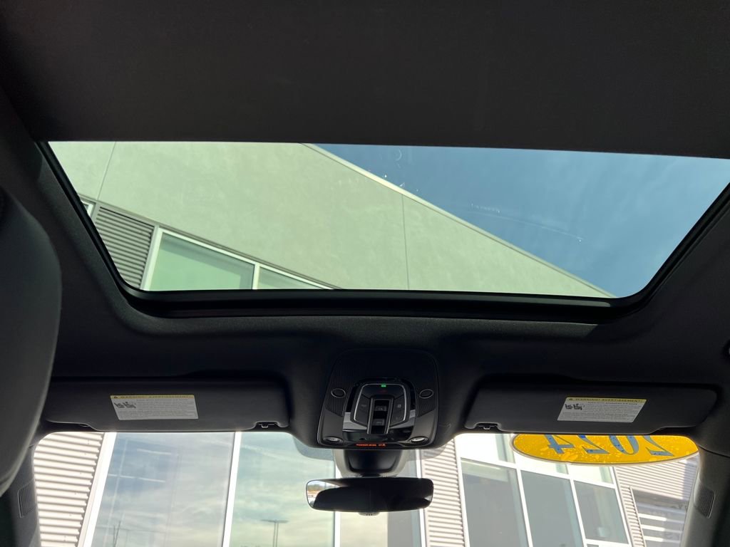 Used 2024 Audi SQ5 Premium Plus w/ Premium Plus Package image 20