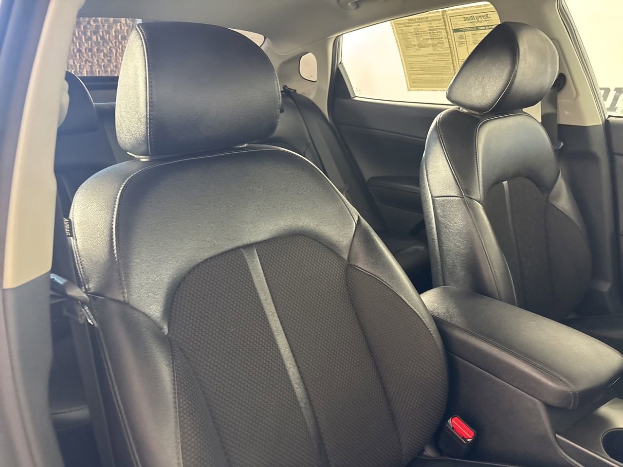 Used 2020 Kia Optima S image 27