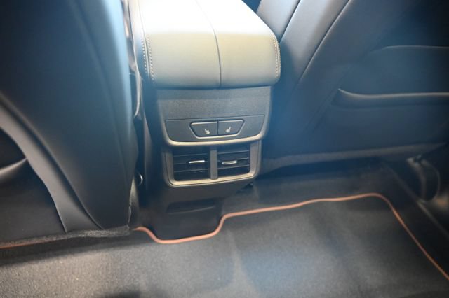 New 2026 GMC Terrain AT4 w/ Convenience Package III AWD/4WD image 27