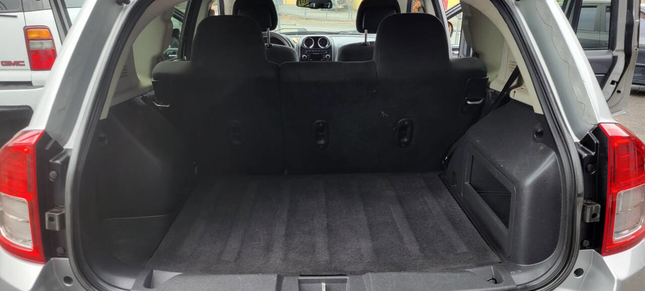 Used 2012 Jeep Compass Sport image 11