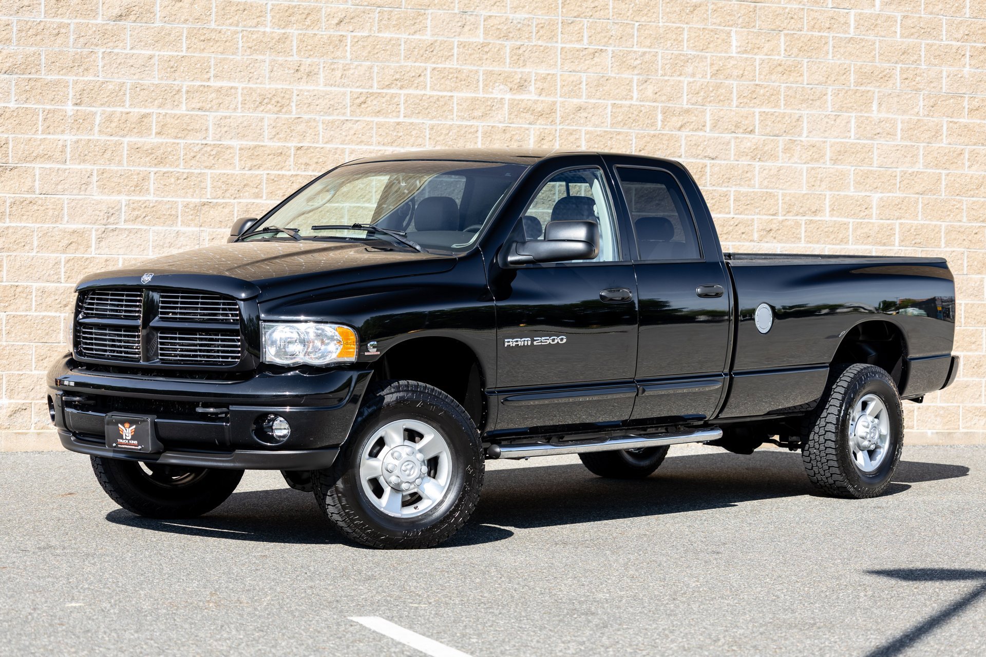 Used 2004 Dodge Ram 2500 Truck SLT w/ Sport Appearance Group AWD/4WD image 4