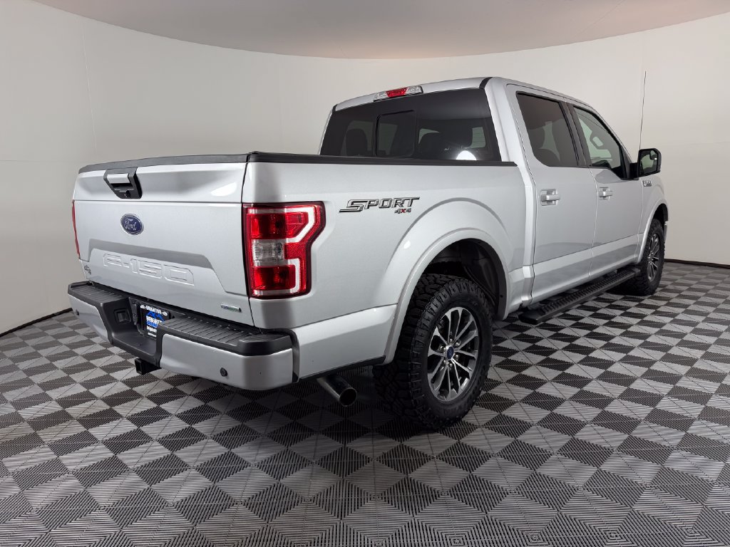 Used 2018 Ford F150 XLT w/ Equipment Group 302A Luxury AWD/4WD image 3