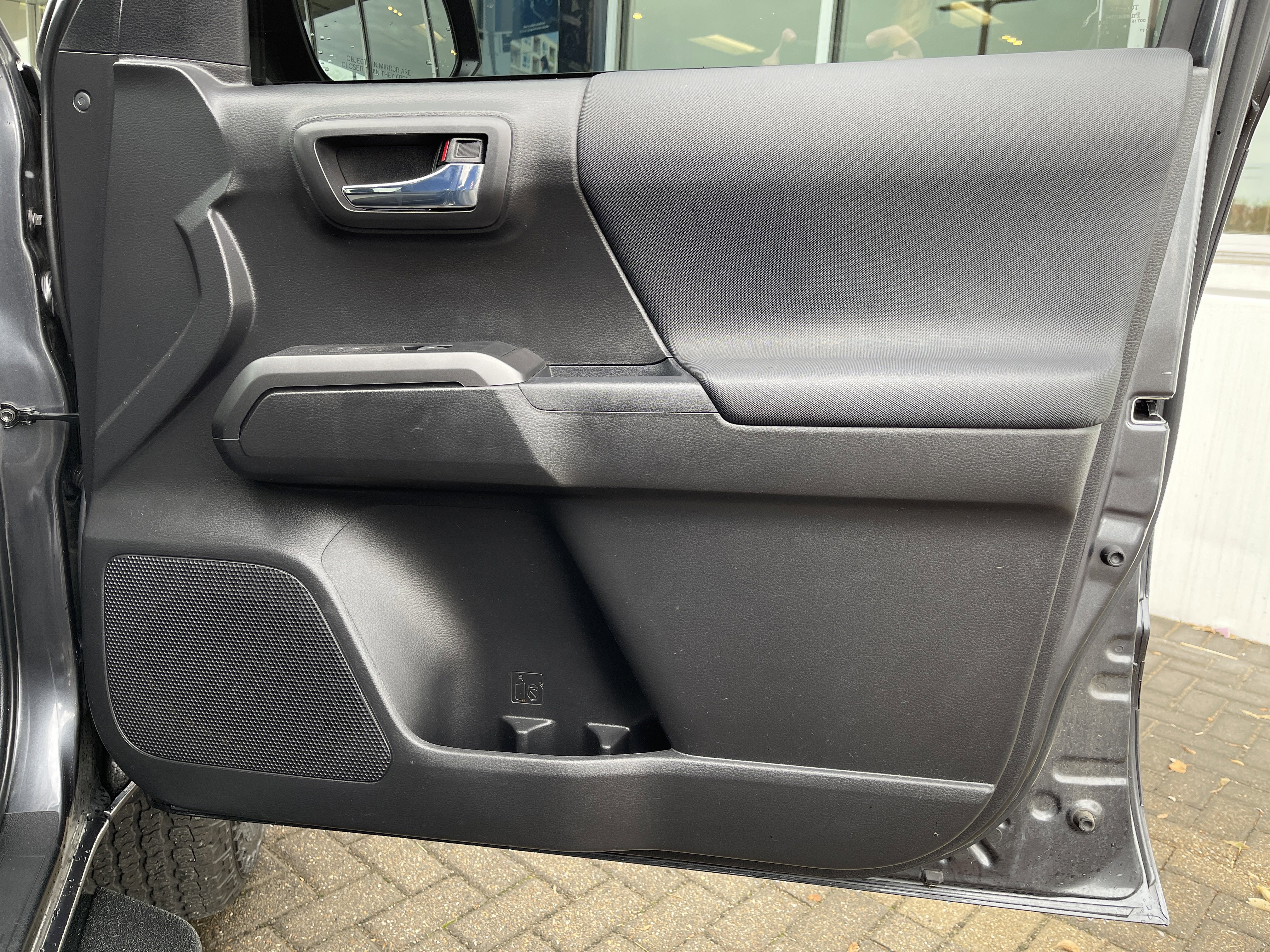 Used 2023 Toyota Tacoma TRD Off-Road image 35