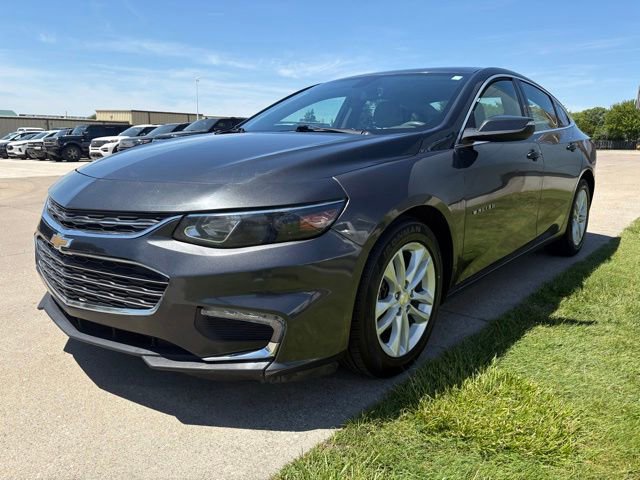 Used 2017 Chevrolet Malibu LT FWD image 8