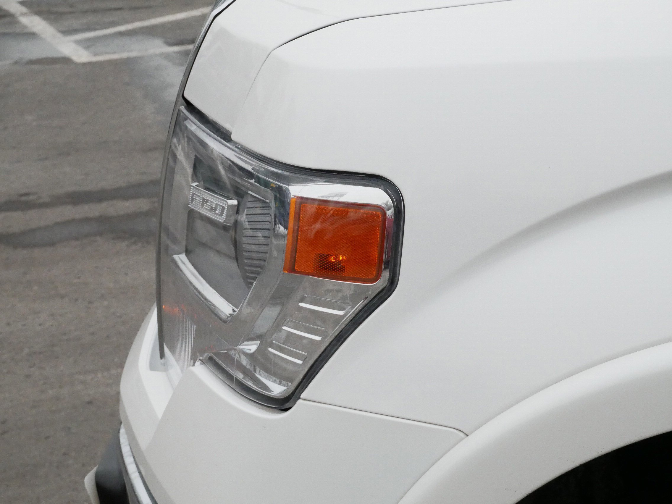 Used 2013 Ford F150 Lariat w/ Luxury Equipment Group image 16