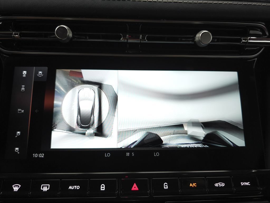 Used 2024 Aston Martin DB12 Coupe RWD image 24