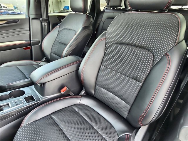 New 2025 Ford Escape ST-Line w/ Equipment Group 301A image 18