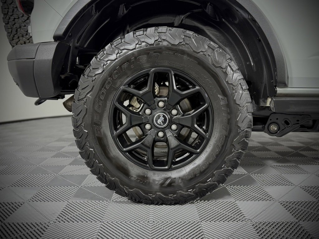 Used 2021 Ford Bronco Badlands image 17