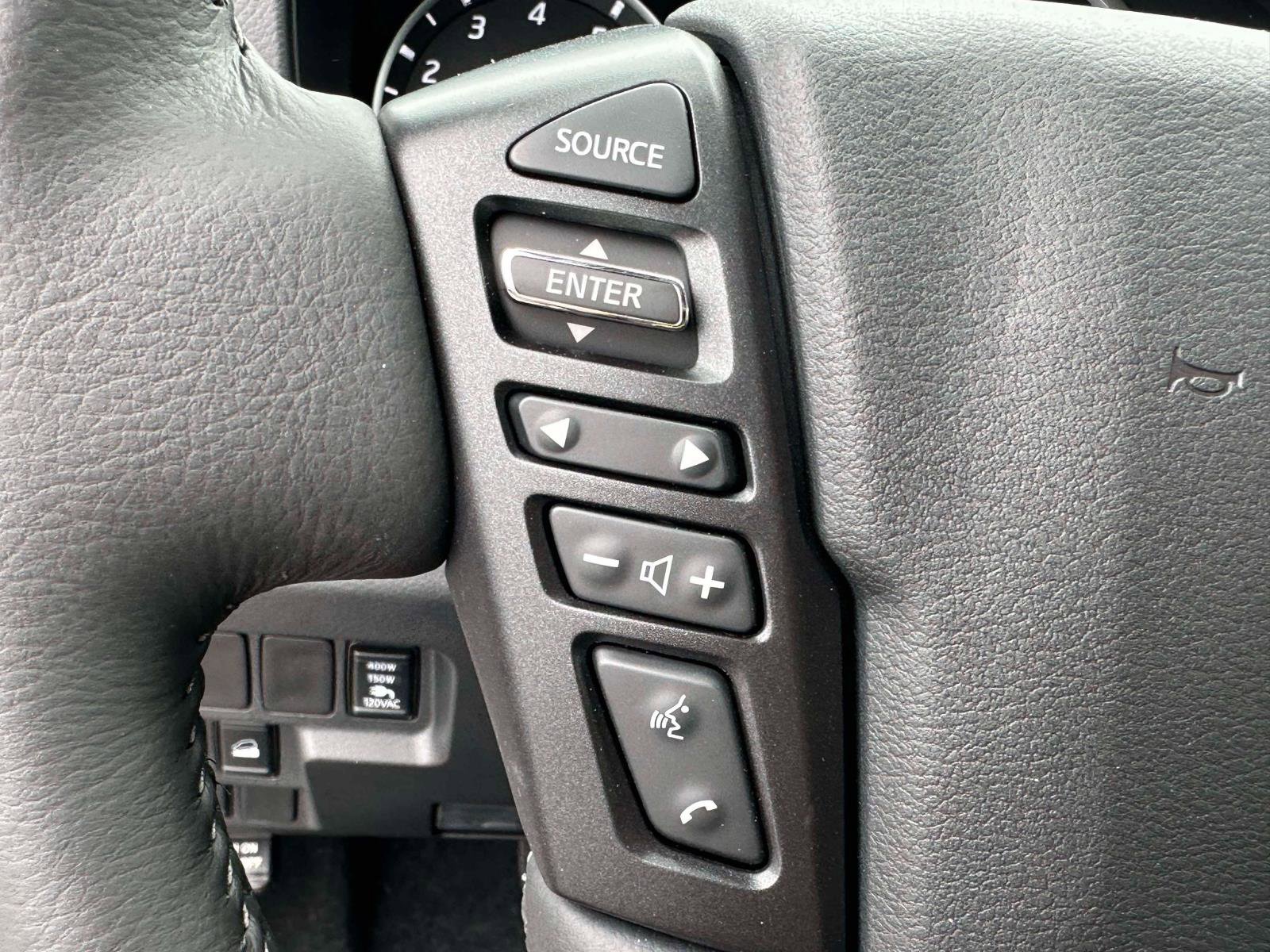 Used 2025 Nissan Frontier SV w/ SV Convenience Package image 19