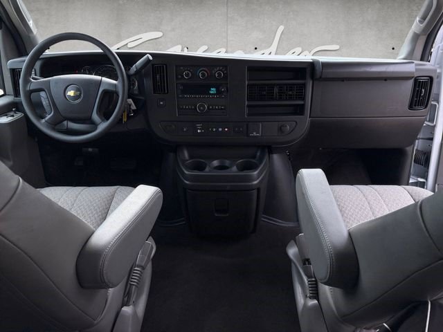 Used 2025 Chevrolet Express 3500 LT w/ LT Preferred Equipment Group RWD image 25