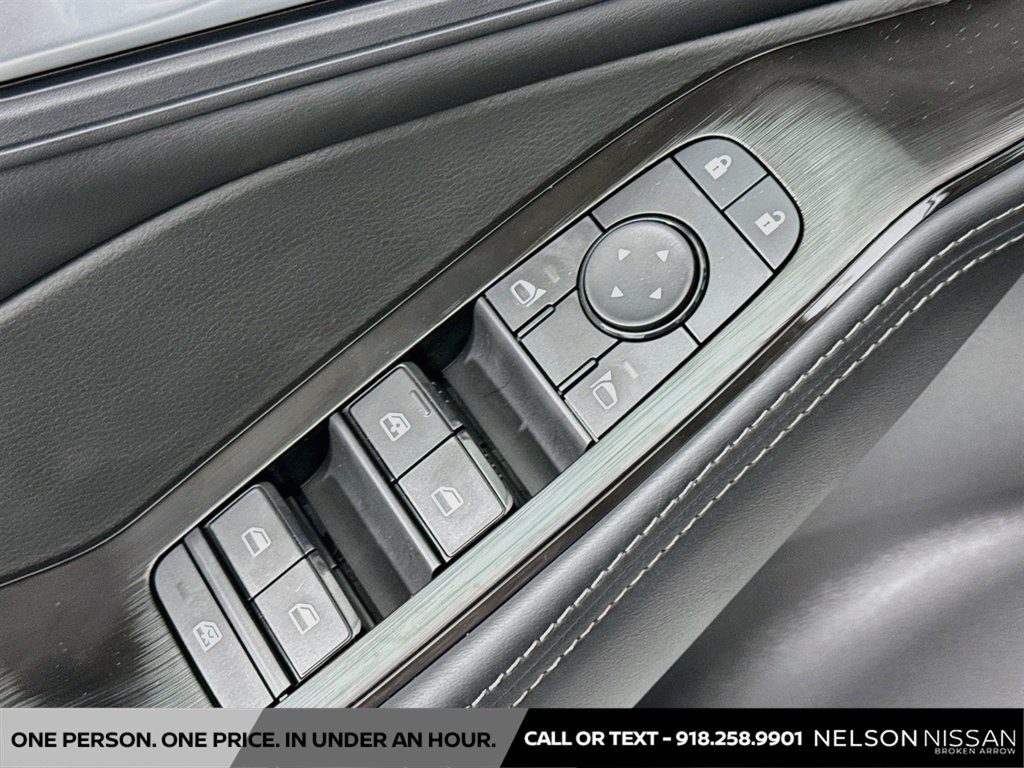 New 2026 Nissan Rogue Dark Armor FWD image 17