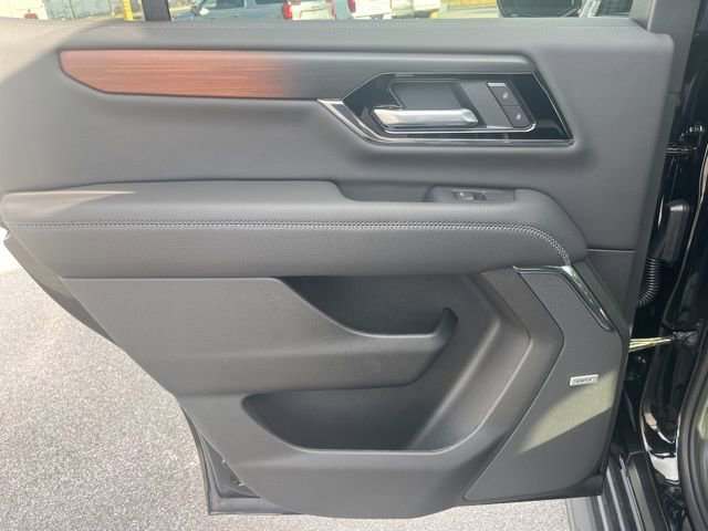 New 2026 GMC Yukon Denali image 17