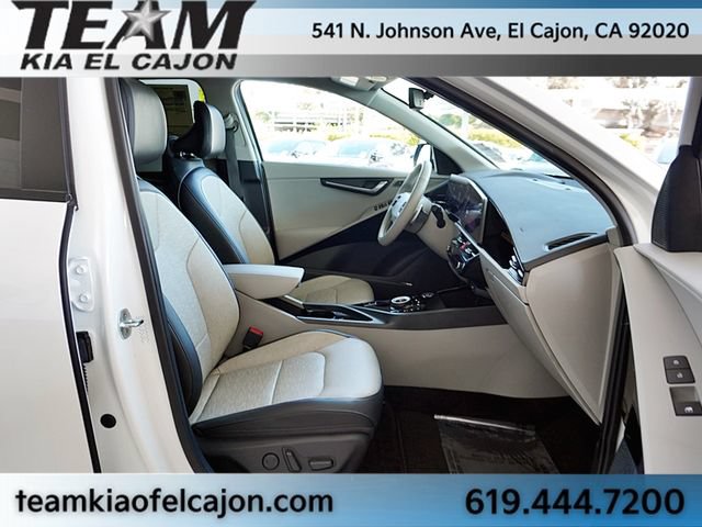 Certified 2023 Kia Niro Wave FWD image 11