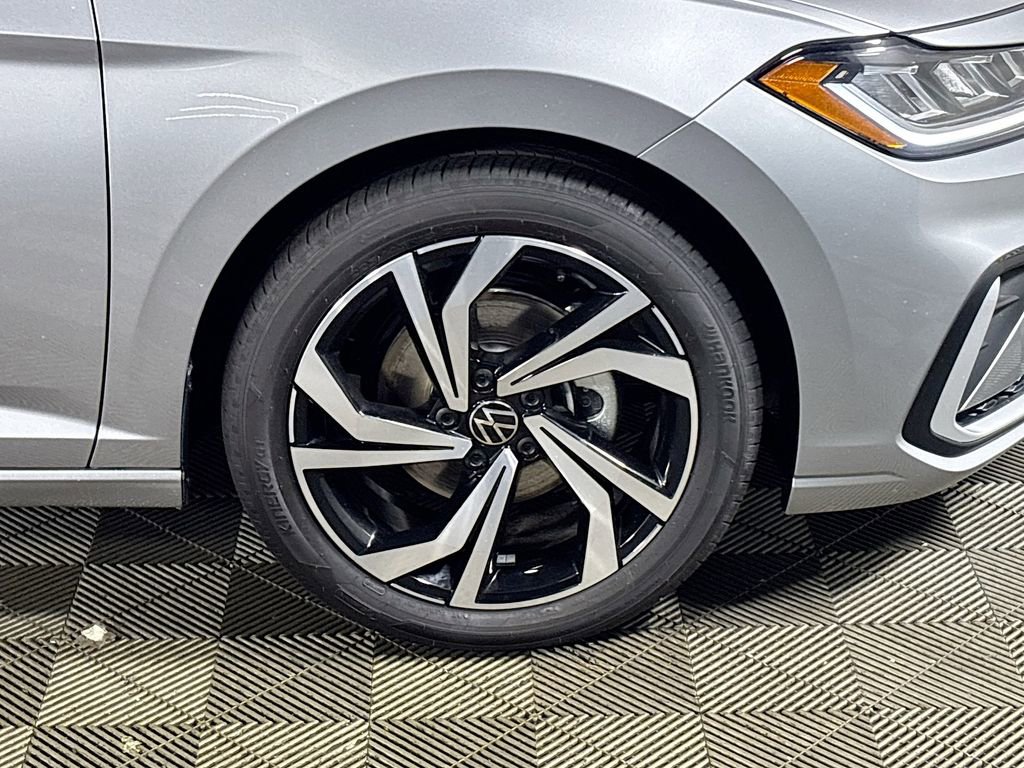 New 2026 Volkswagen Jetta SEL image 24