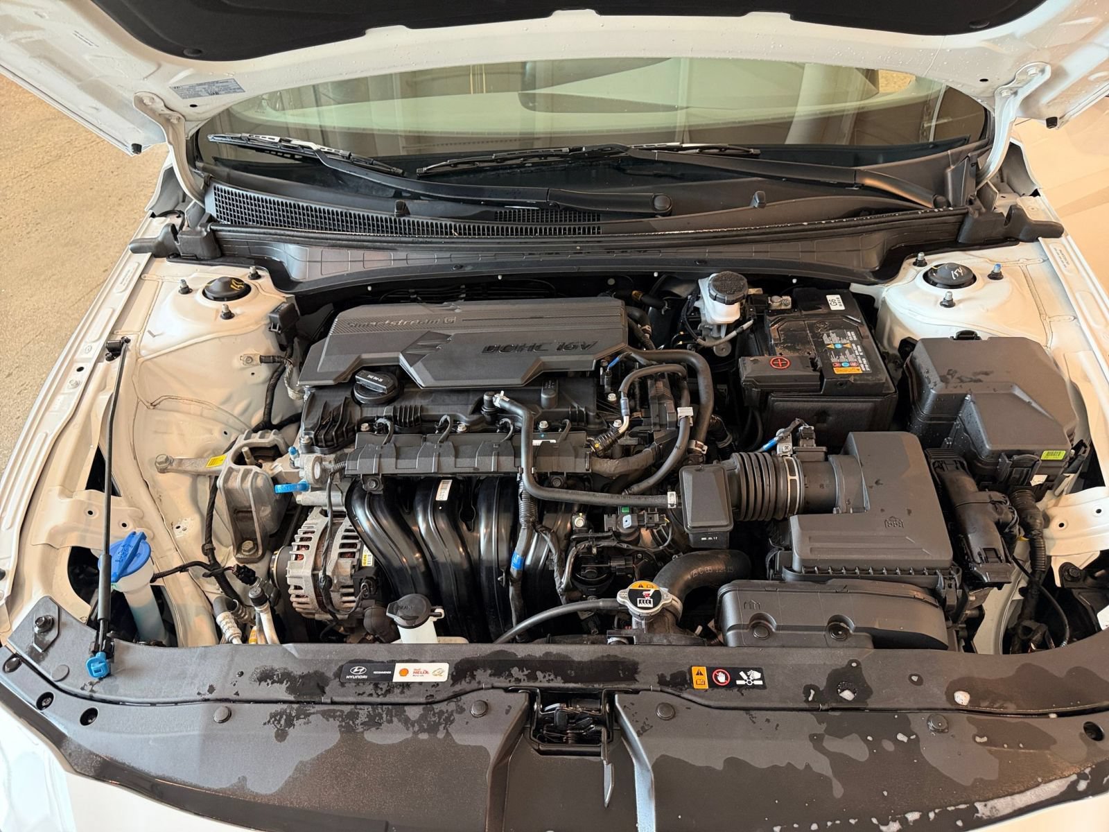 Used 2025 Hyundai Elantra SEL FWD image 33