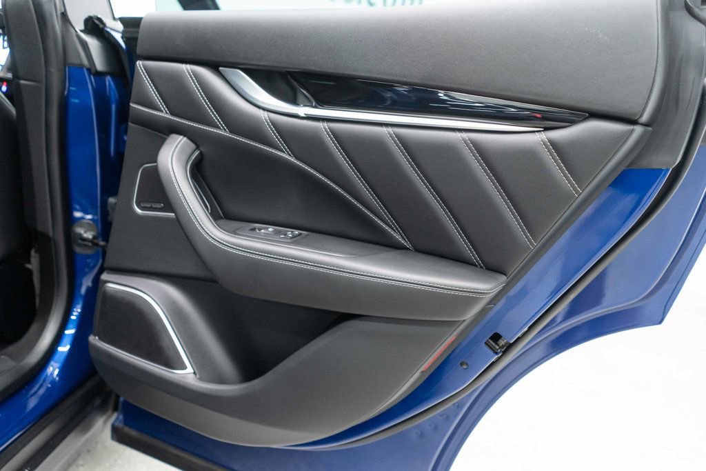 Used 2022 Maserati Levante Modena image 27