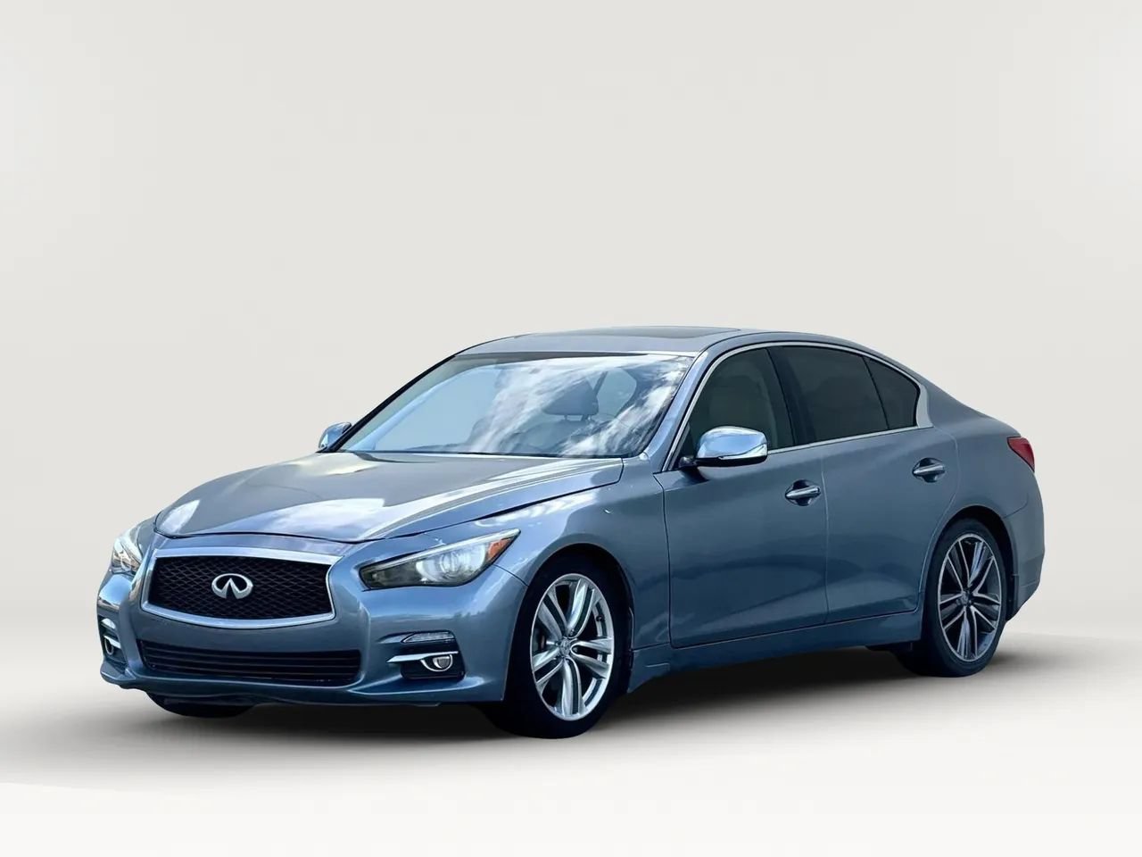 Used 2014 INFINITI Q50 Premium w/ Navigation Package RWD image 3