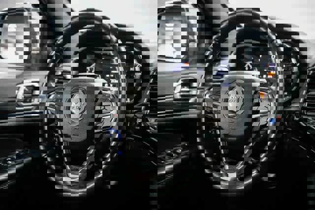 Used 2021 Jeep Grand Cherokee Limited image 15