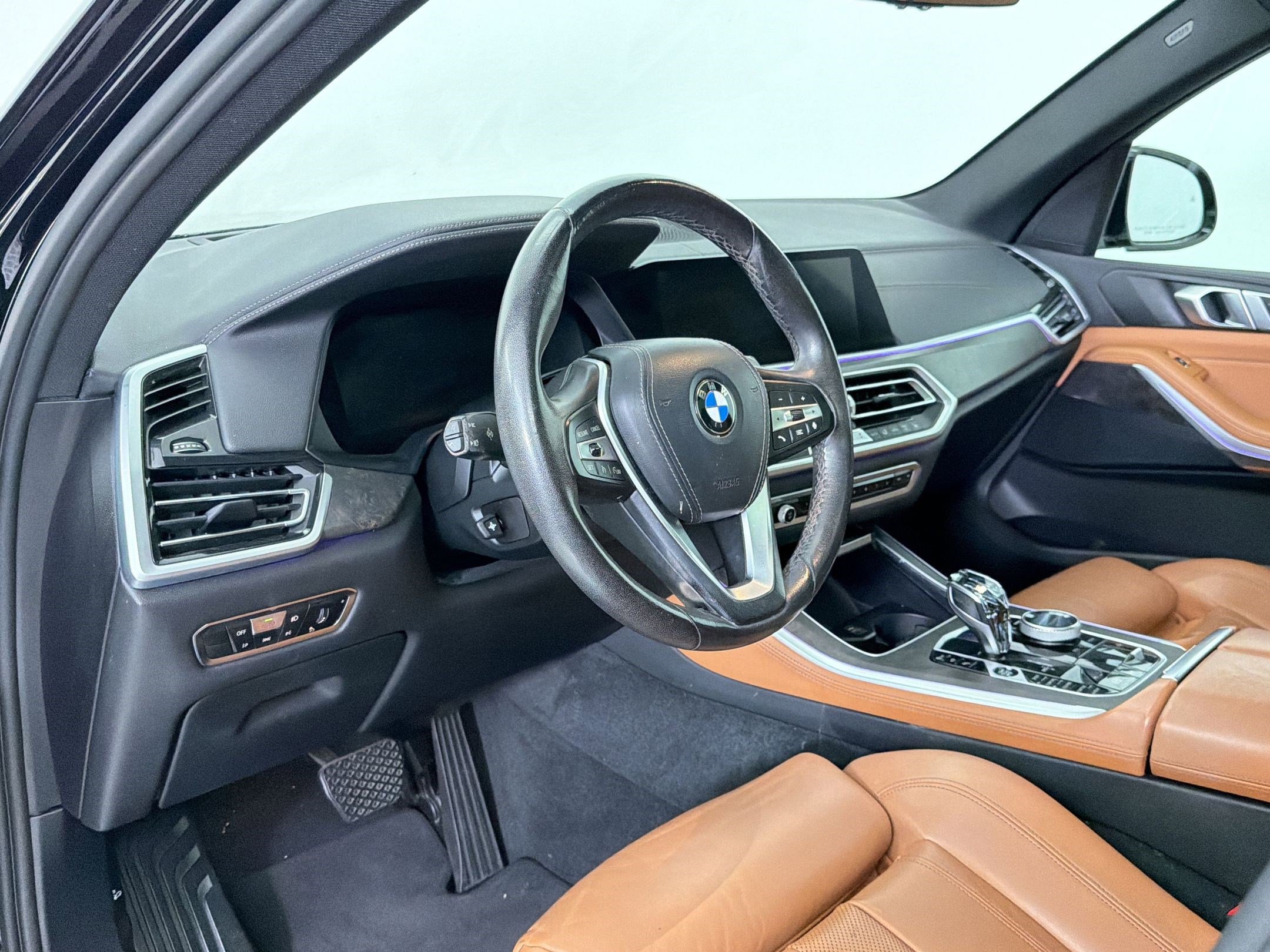Used 2022 BMW X5 xDrive40i w/ Executive Package image 4