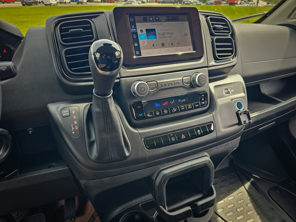 New 2026 RAM ProMaster 2500 w/ Convenience Group FWD image 28