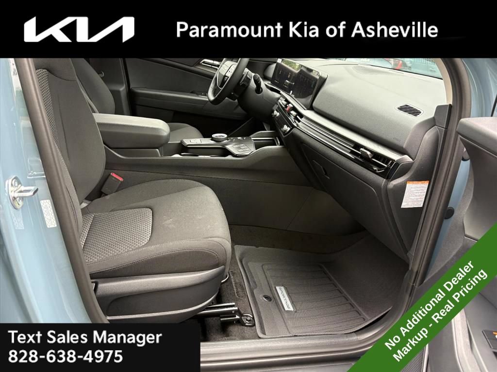 New 2026 Kia Sportage S AWD/4WD image 18